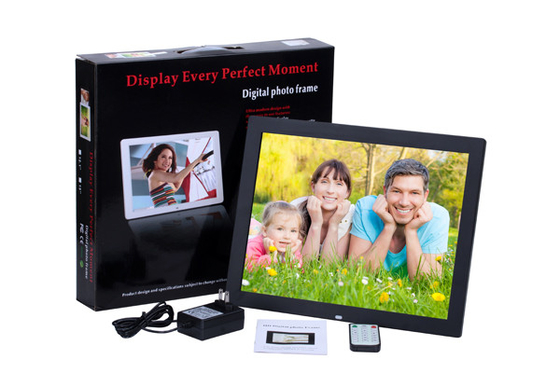 15W 350cm / d LCD Digital Photo Frame With Video Loop Play