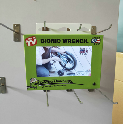 PIR motion sensor and battery operated 7 inch video screen for hanging on shelves/stands/POS displays