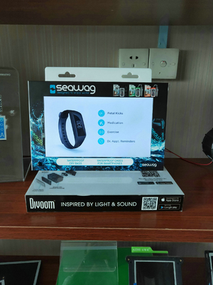 PIR motion sensor and battery operated 7 inch video screen for hanging on shelves/stands/POS displays