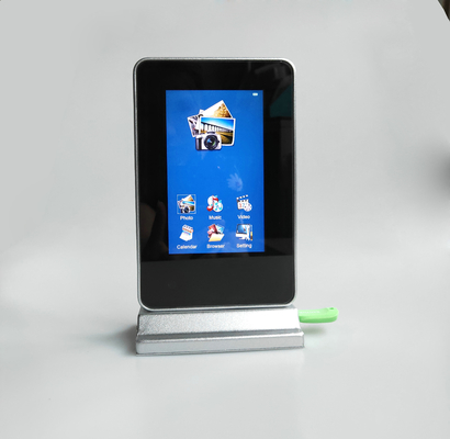 Battery Operated Inch 350-400cd/m2 LCD Digital Photo Frame