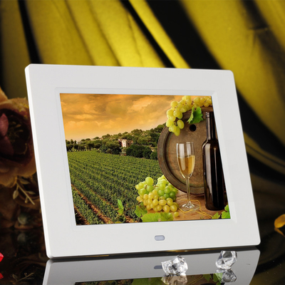 4:3 ratio multimedia function 8 inch LCD digital photo frame for family or commercial purpose