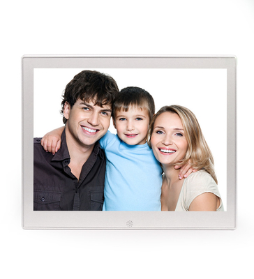 HD Friendship / Baby Battery Operated Digital Photo Frame With 8ms Responsive Time