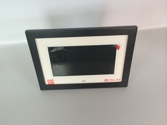 WIFI USB / HDMI Quad core Touch Screen Digital Photo Frames With Wood Frame