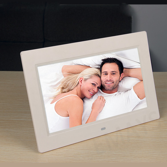 3.5-7W LCD Digital Photo Frame 7&quot; 250-300cd/m2 Brightness For Family / Commercial