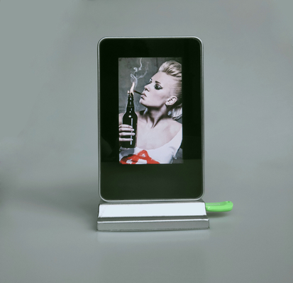 HD high brightess IPS screen 5 inch LCD video screen  with battery & 8GB internal memory for home and commercial